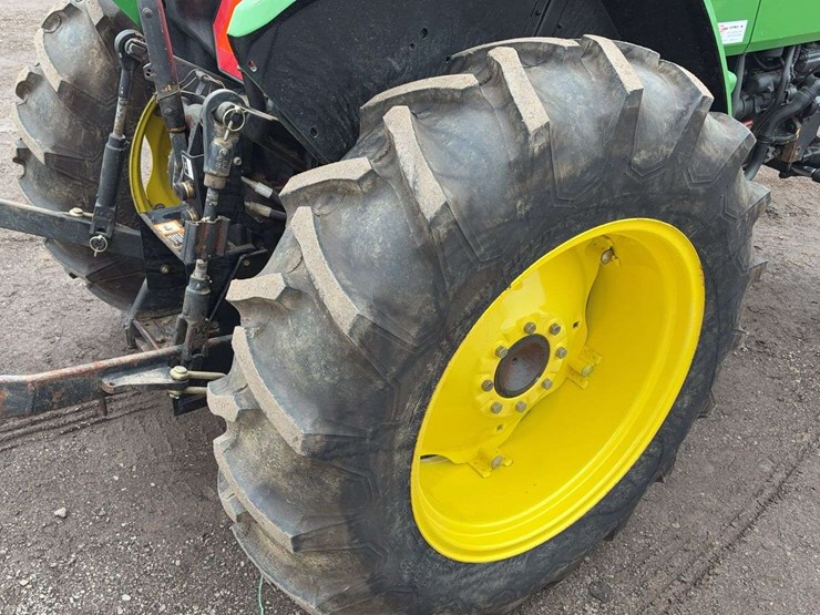 john-deere-5200-image-6