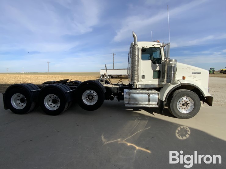 2007-kenworth-t800b-image-4