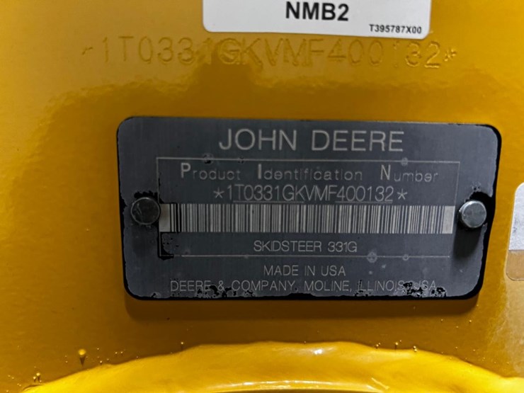 2022-deere-331g-image-30