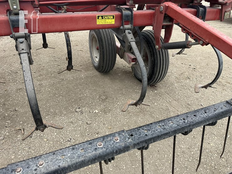 case-ih-4300-image-17