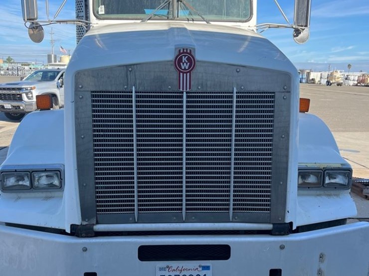 kenworth-t800-image-8