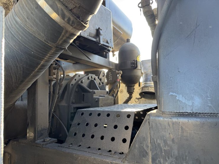 2002-vactor-2100-image-60