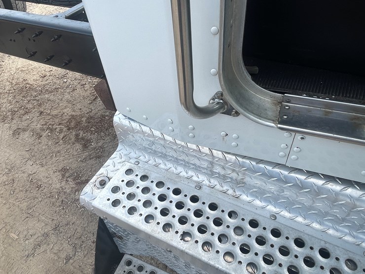 kenworth-t370-image-21