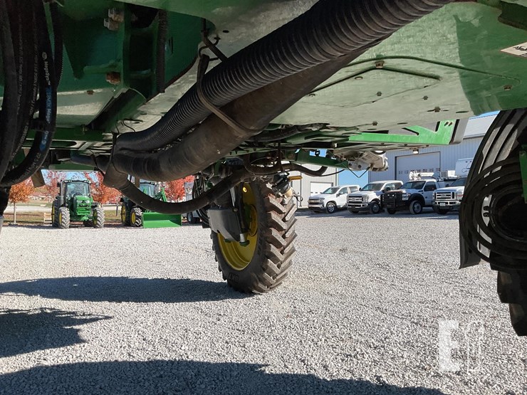 john-deere-r4038-image-16