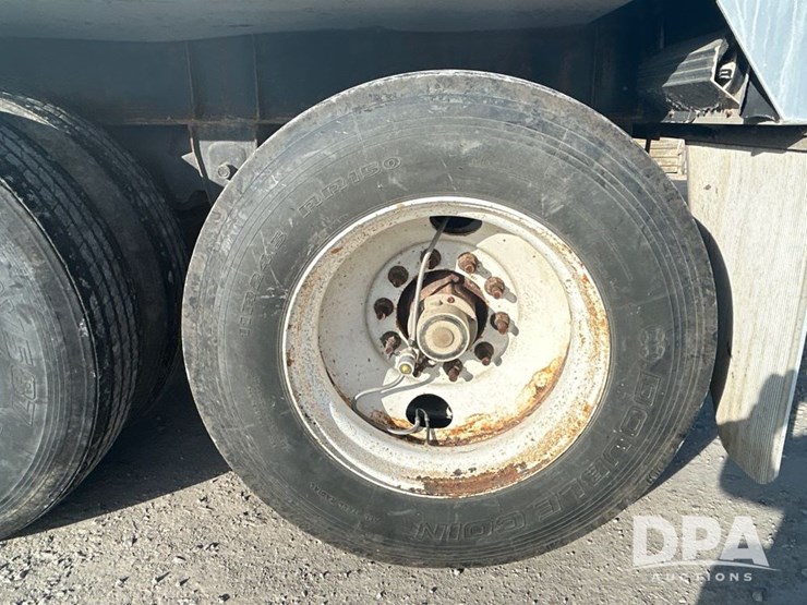 2011-merritt-tender-image-34