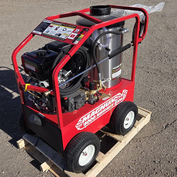 2025 Magnum 4000 Series Hot Water Pressure Washer