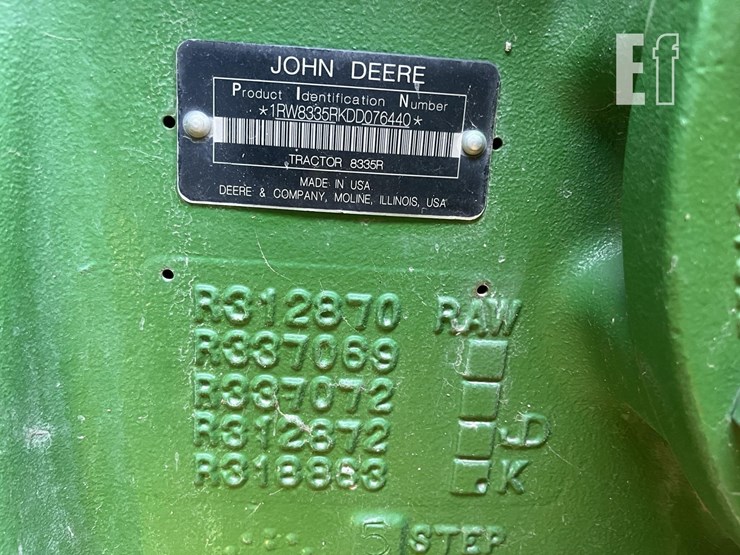john-deere-8335r-image-57