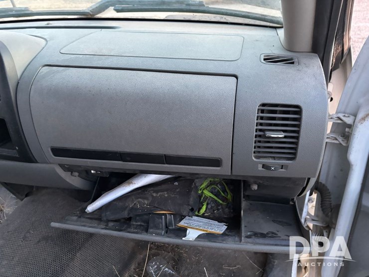 2009-chevrolet-3500hd-image-53