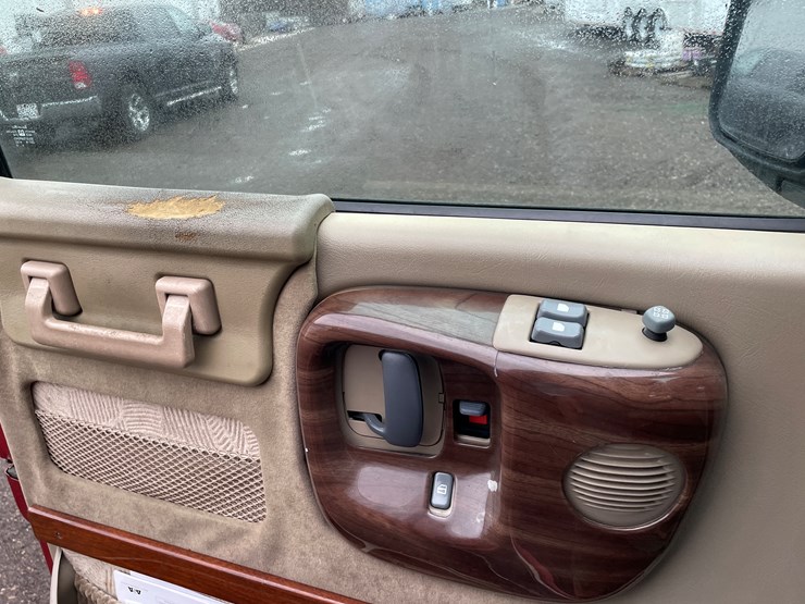 1999-chevy-3500-image-36