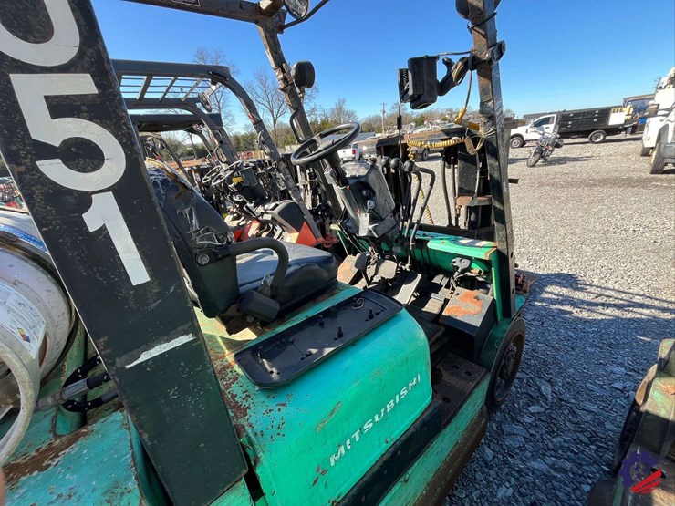 mitsubishi-fgc25k-image-15