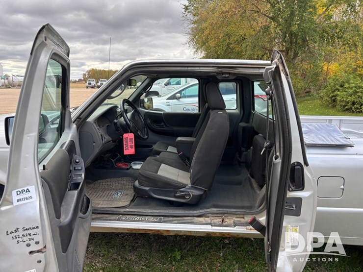 2010-ford-ranger-image-35