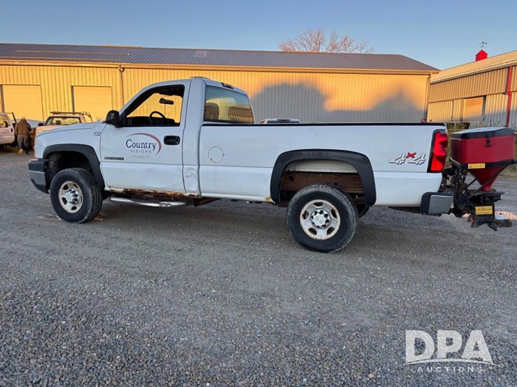 2006-chevrolet-2500hd-image-18