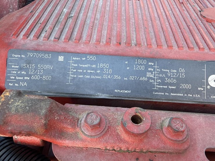 2012-peterbilt-389-image-35