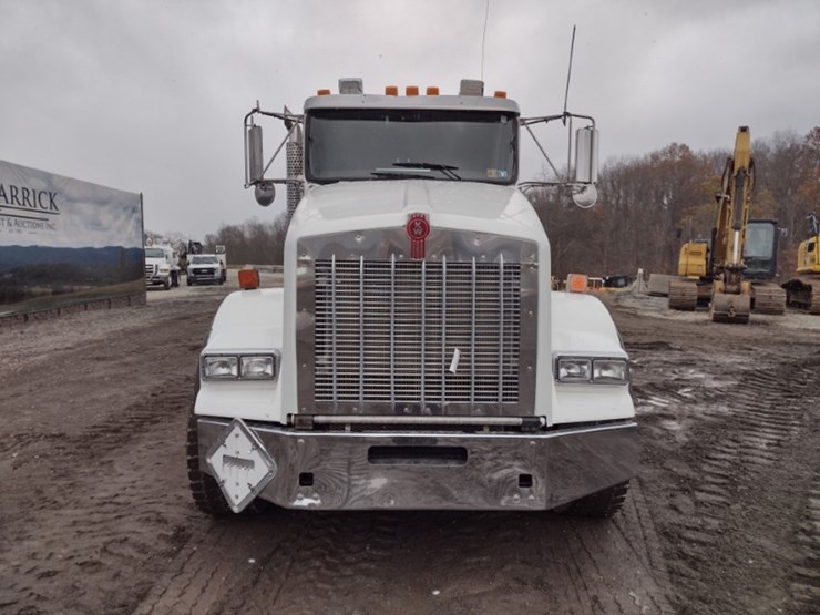 kenworth-t800-image-2