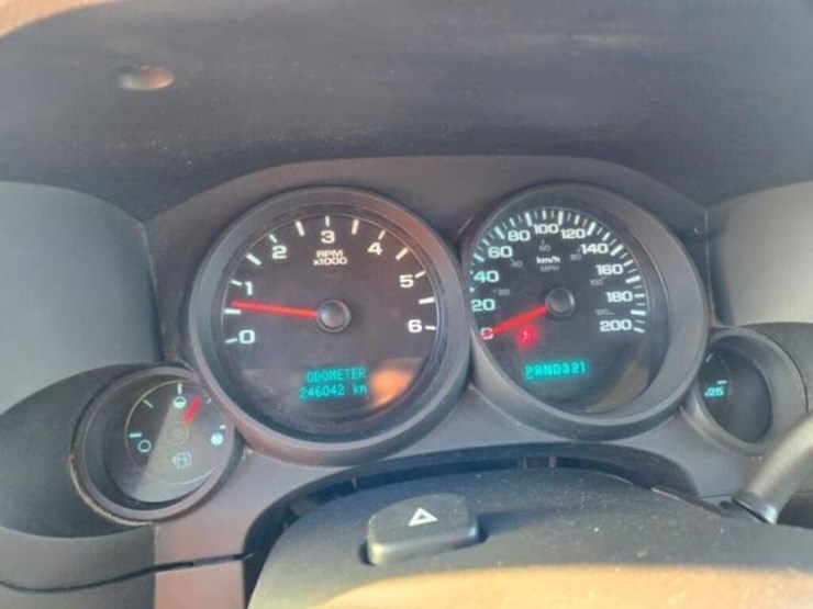 chevrolet-silverado-1500-image-21