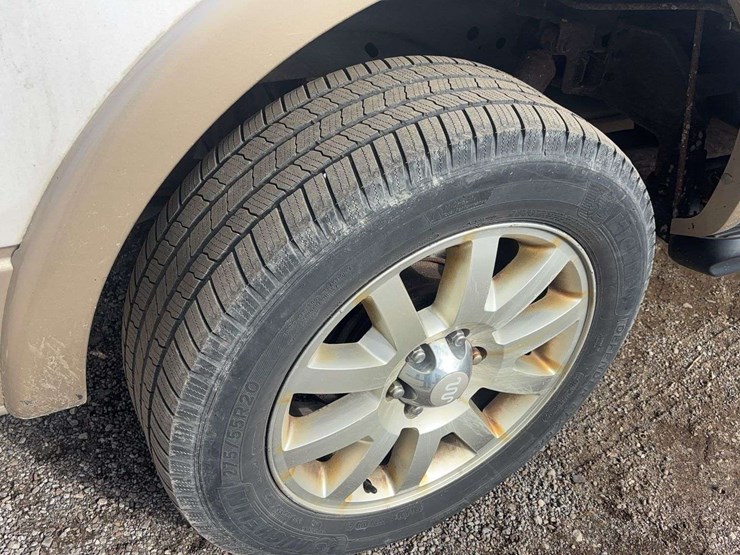 2012-ford-f150-image-11