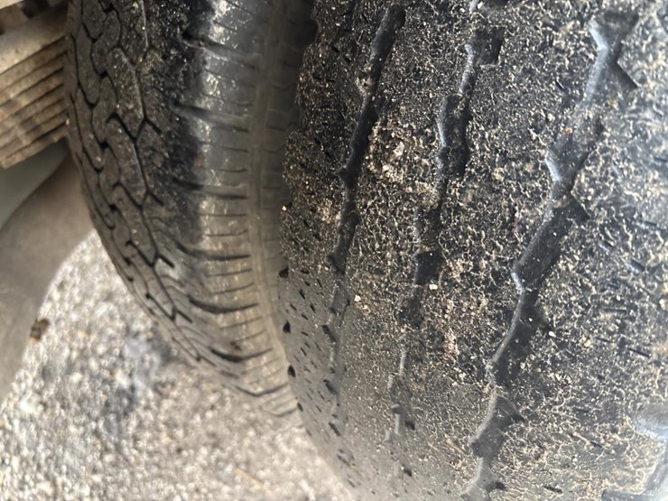 ford-f350-xl-image-47