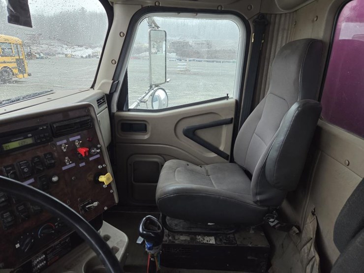 2007-international-paystar-5600i-image-64