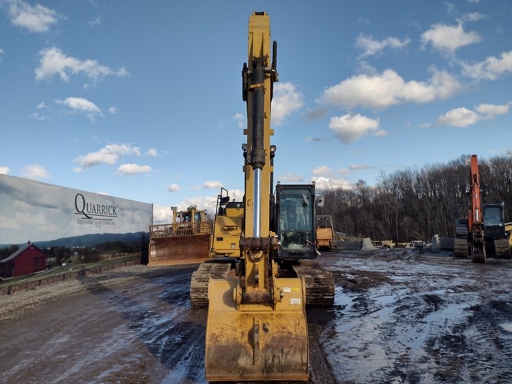 caterpillar-320fl-image-2