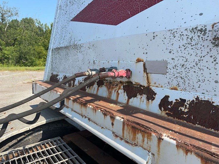 1995-wheeler-gh2-hopper-bottom-trailer-image-32