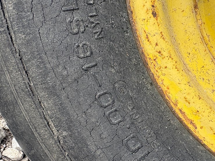 john-deere-4020-image-16