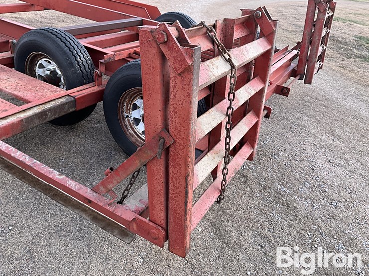 1993-donahue-t/a-swather-trailer-image-19