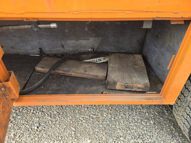 2015-ford-f650-image-19