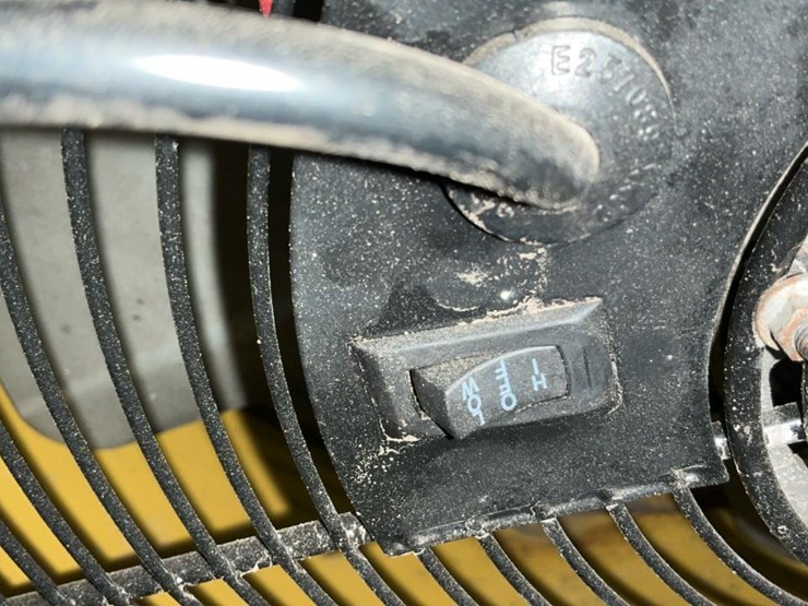 #600-•-maxx-air-electric-fan-image-11