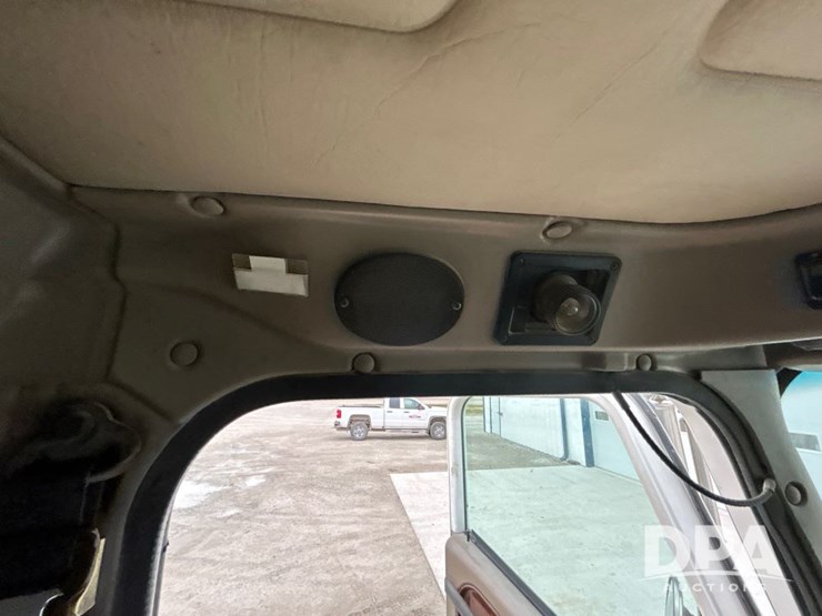 international-9900i-image-48