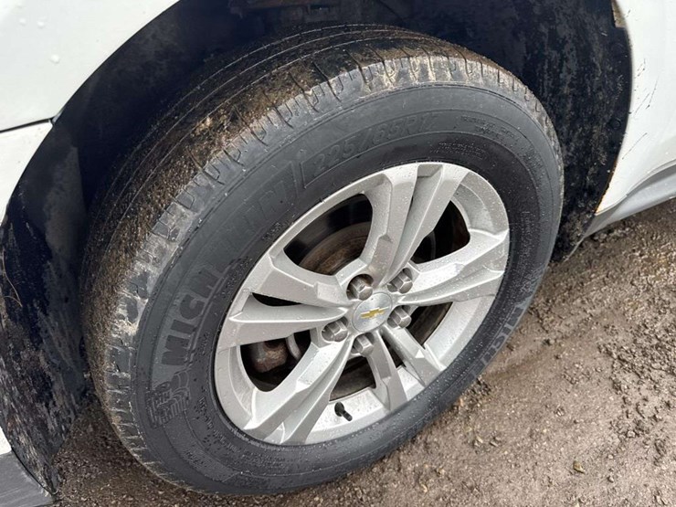 2015-chevrolet-equinox-image-9