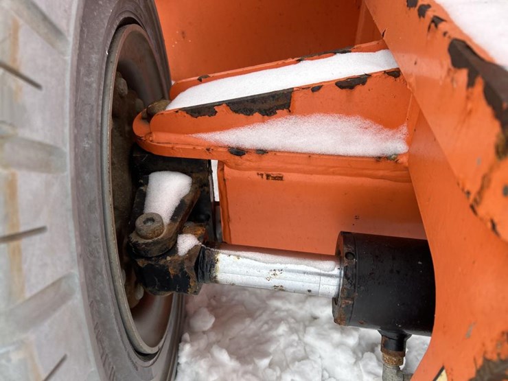 jlg-e300ajp-image-27