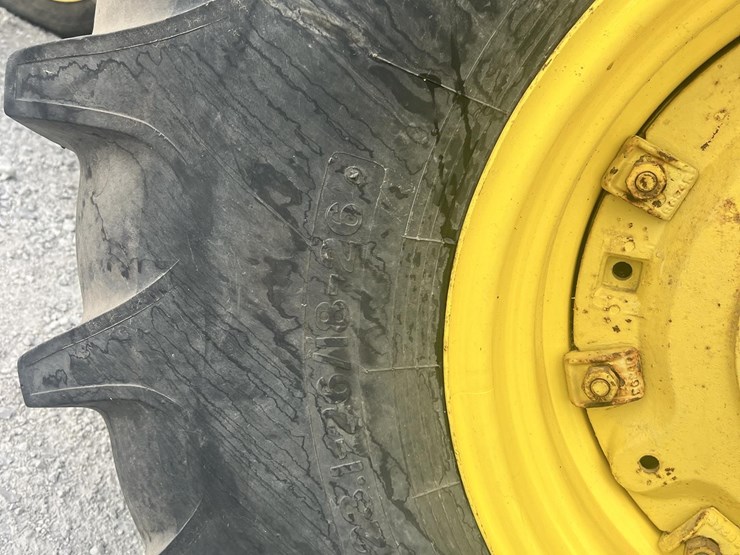 john-deere-830-image-6