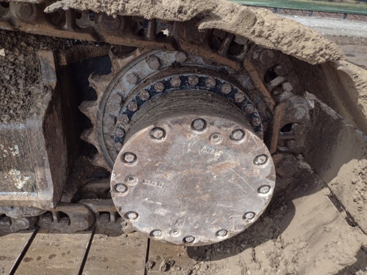 deere-250g-lc-image-32