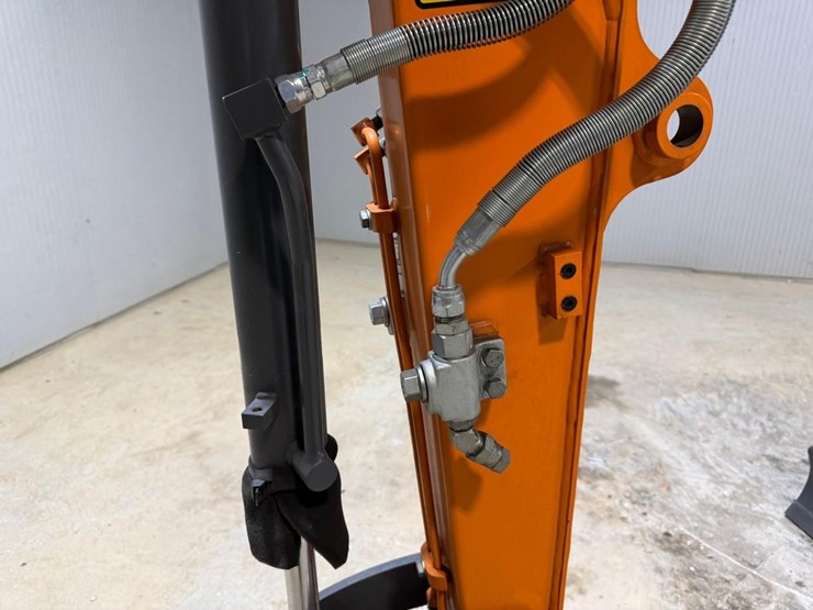 2026-develon-dx27z-7-image-10