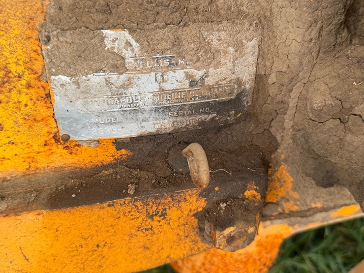 minneapolis-moline-ub-image-22