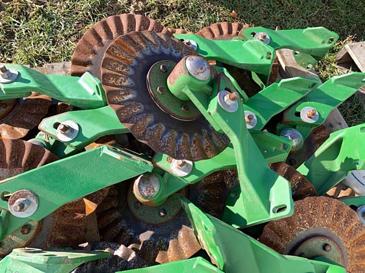 john-deere-1790-image-11