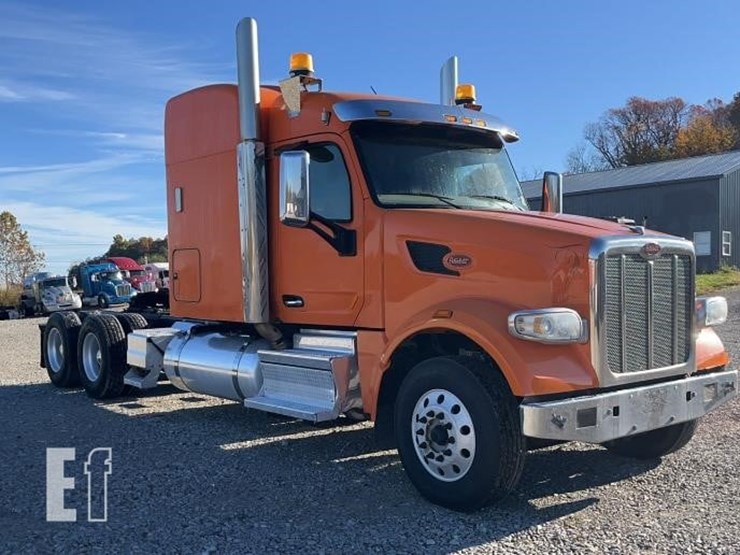 2019-peterbilt-567-image-4