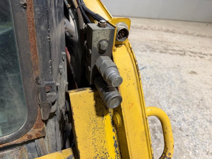 2019-asv-rt40-skid-steer-loader-image-11