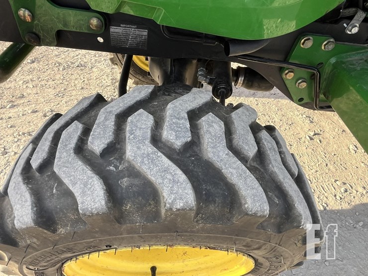 john-deere-2320-image-11