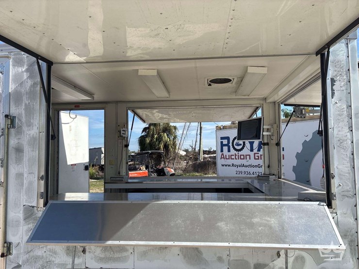 pace-american-mw8516ta2-t/a-enclosed-concession-trailer-image-13