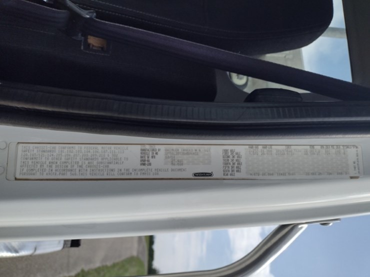 freightliner-m2-106-image-5