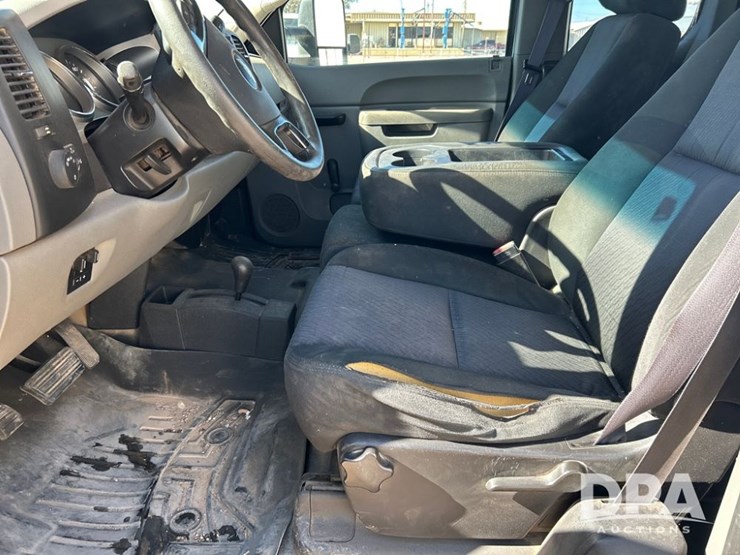 chevrolet-2500hd-image-35