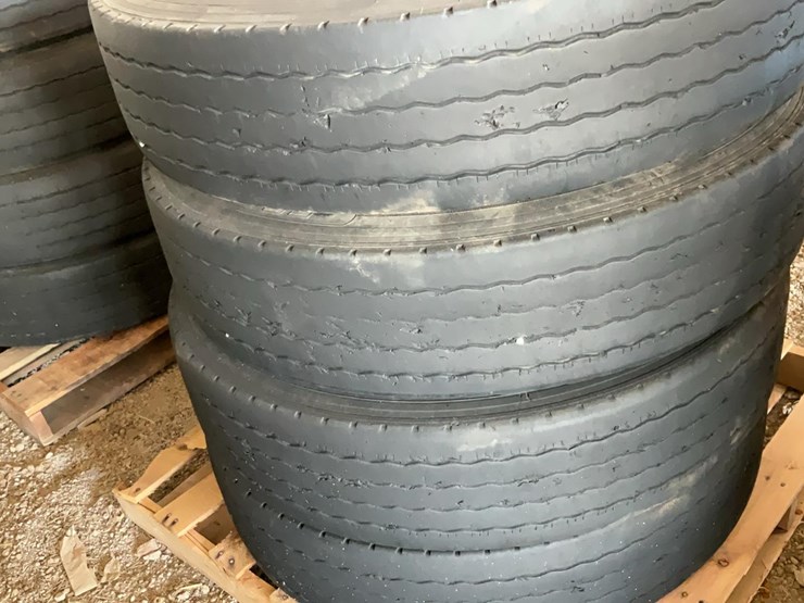 #506-•-uniroyal-tires-image-4