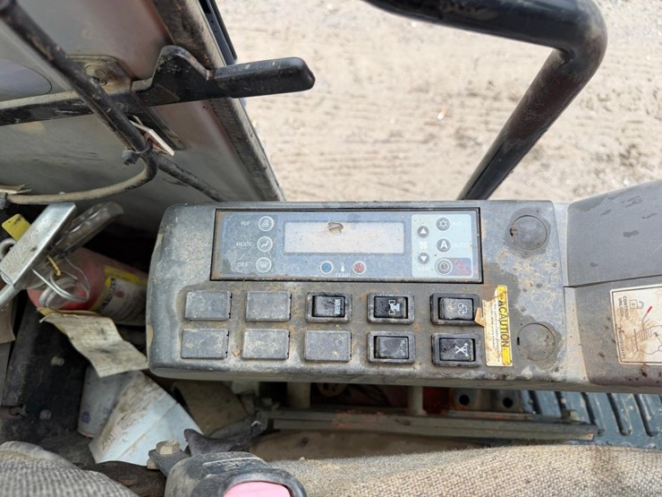 kobelco-sk160-image-35