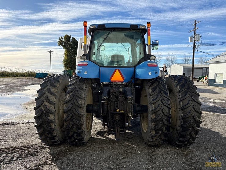new-holland-tg215-image-4