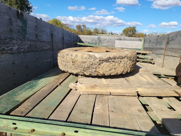 1953-gmc-354-24-round-top-cab-single-axle-grain-truck--needs-axle-shaft-image-25