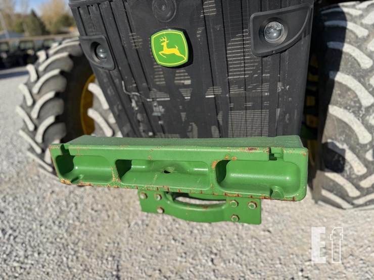john-deere-8245r-image-21