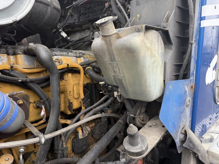 2003-kenworth-t800-image-13