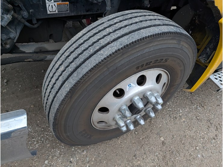 2020-kenworth-t880-image-18