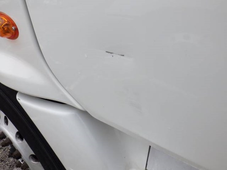 freightliner-cascadia-125-image-15